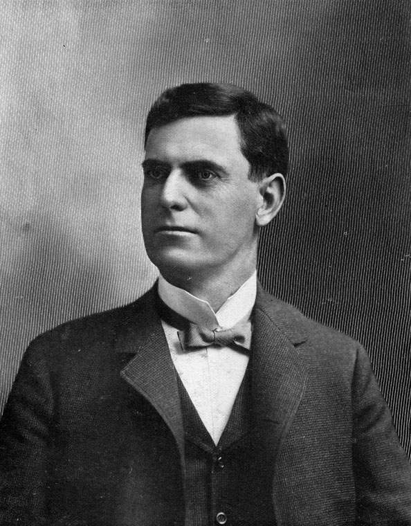 http://www.laobserved.com/intell/assets /MAYOR-FRED-EATON.jpg